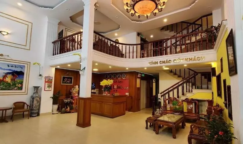 Tâm Dung Hotel Standard Quad