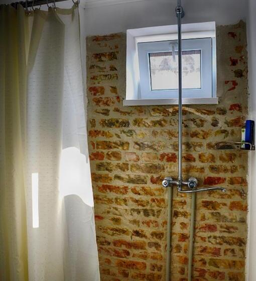 هاستل Art House Sweet Home