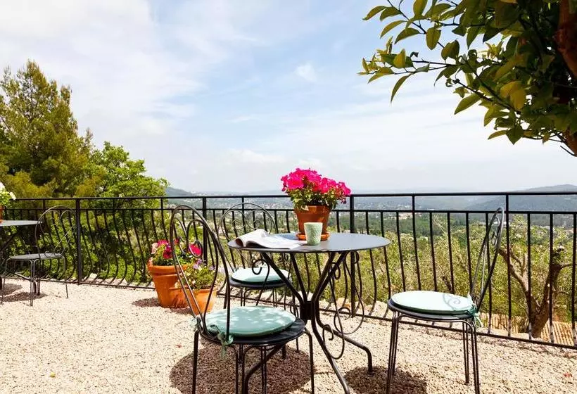 ベッドアンドブレックファースト Villa Juli Guesthouse