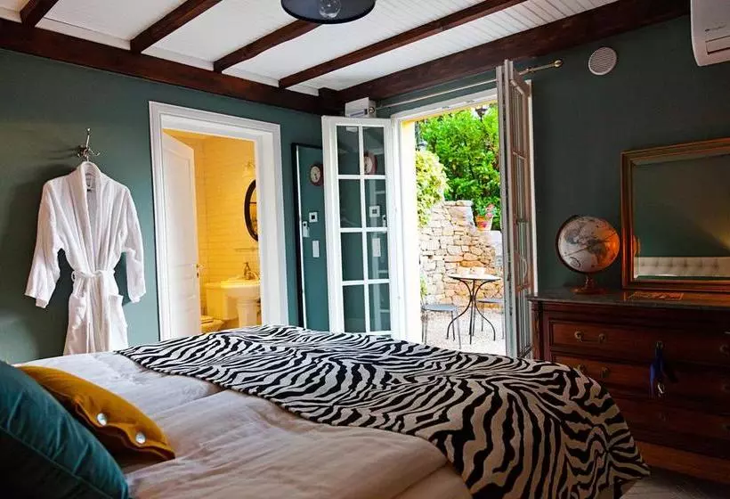ベッドアンドブレックファースト Villa Juli Guesthouse