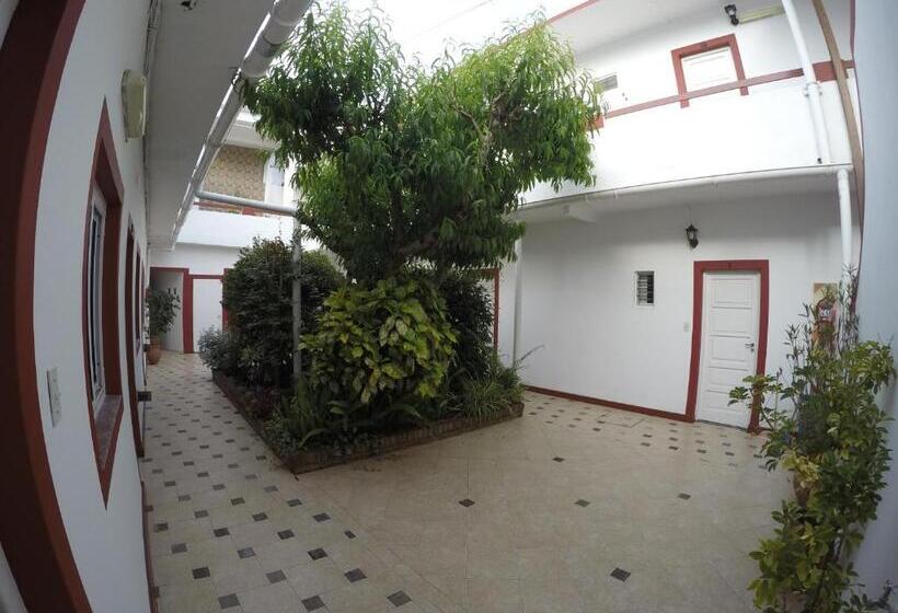 בית מלון כפרי Dany