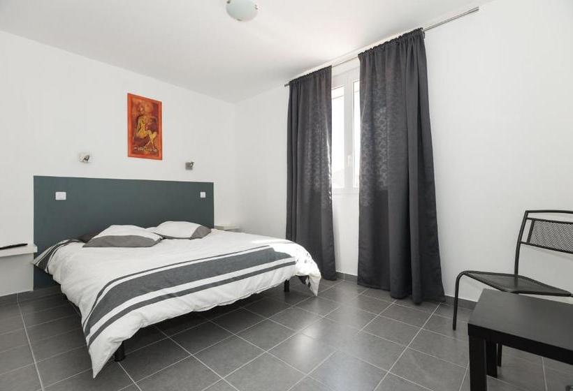 בית מלון כפרי Hôtel Restaurant Le Voilis