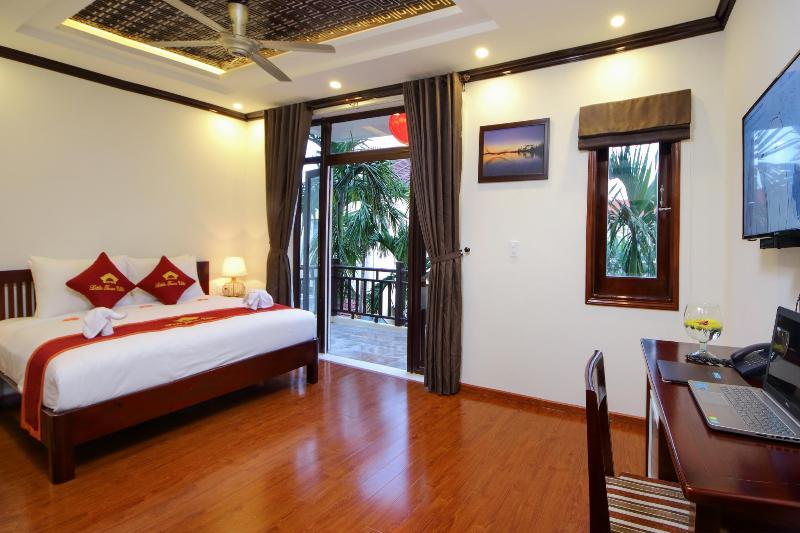 هتل Little Town Villa