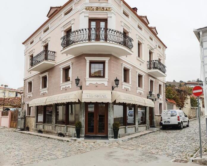 호텔 Vila Sigal Korce