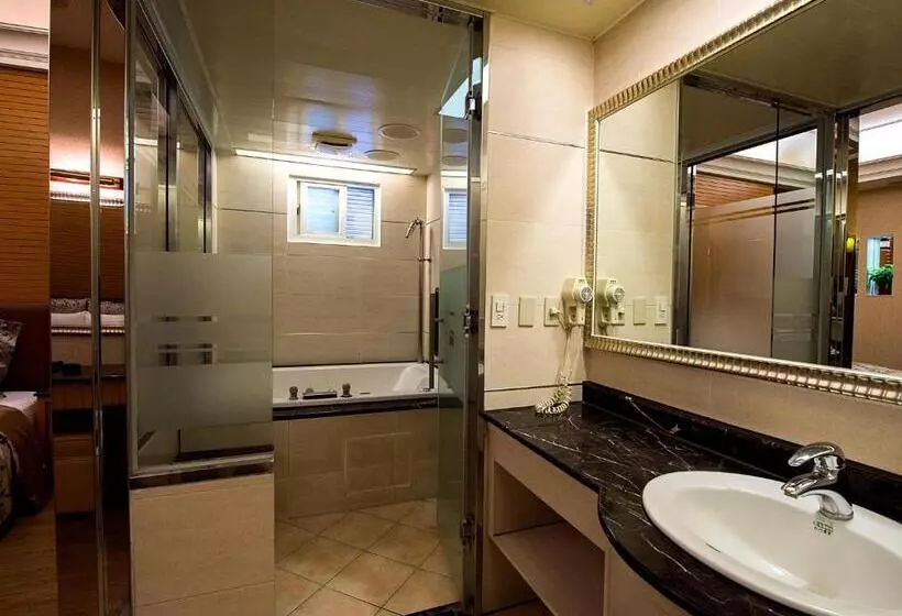 Lai Yin Motel
