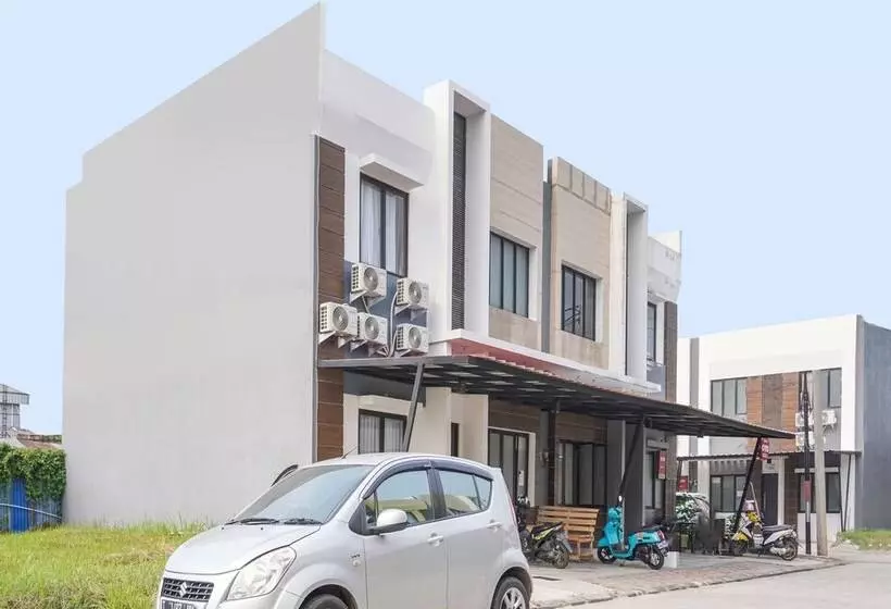 Hotelli Fio Colombus Residence By Oyo