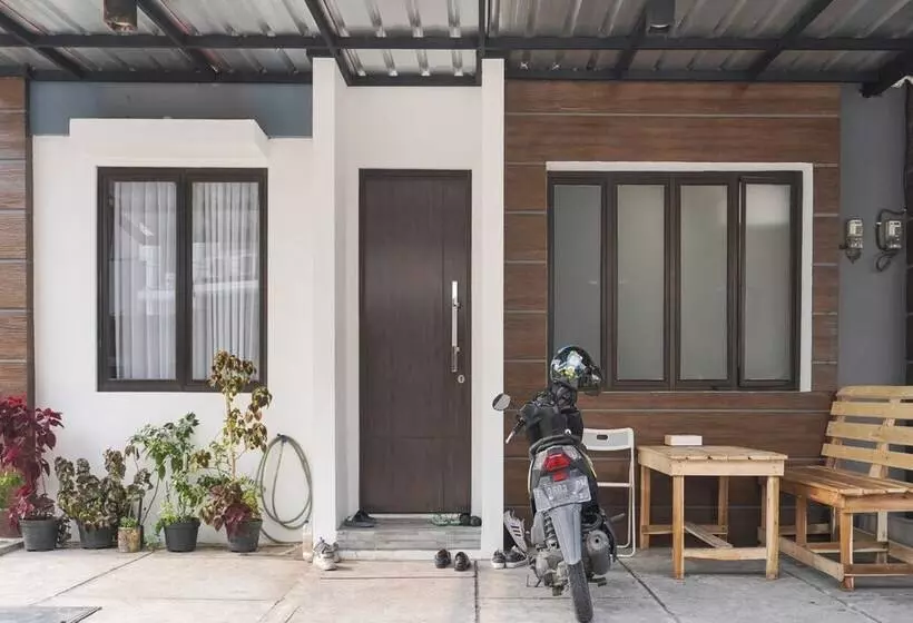 Hotelli Fio Colombus Residence By Oyo