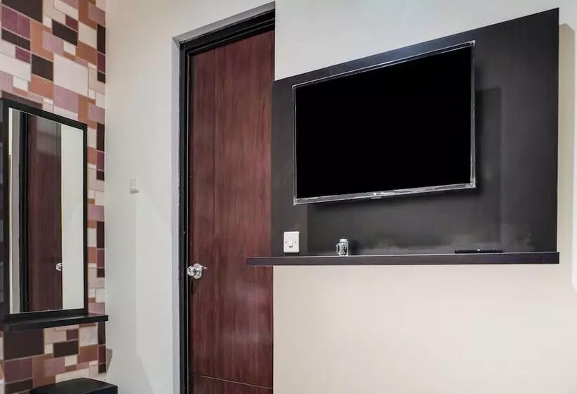 Hotelli Fio Colombus Residence By Oyo