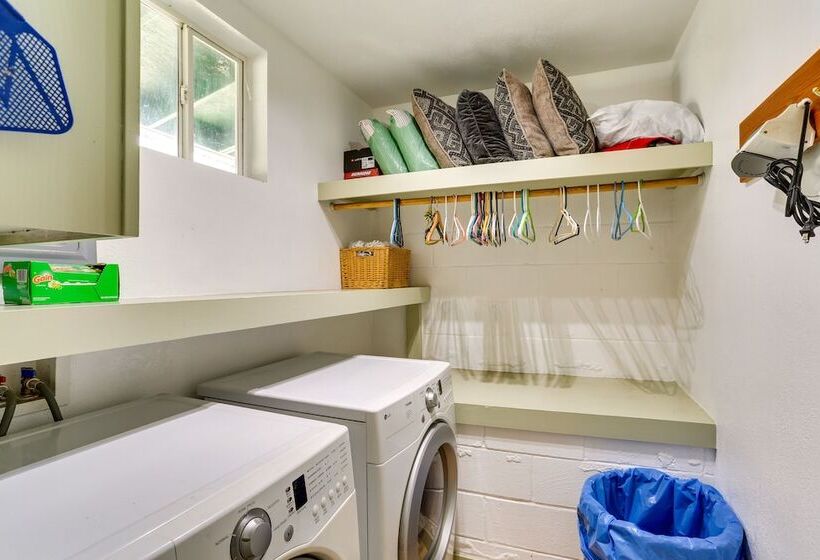 Big Bar Home W/ Hot Tub & Fire Pit!