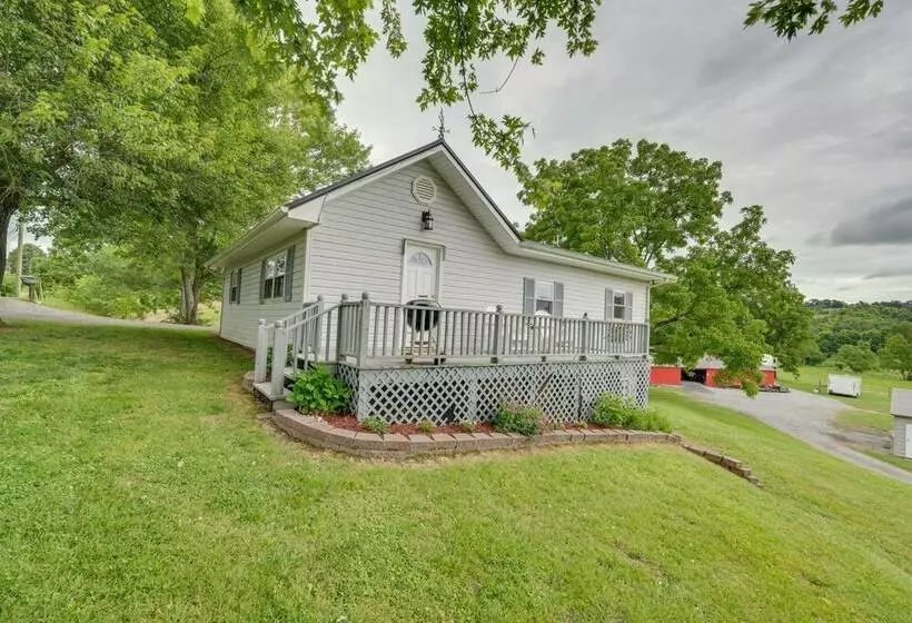 Countryside Hideaway In Greeneville W/ Fire Pit!