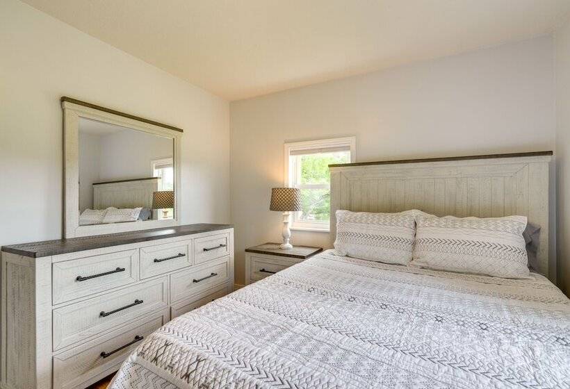 Countryside Hideaway In Greeneville W/ Fire Pit!