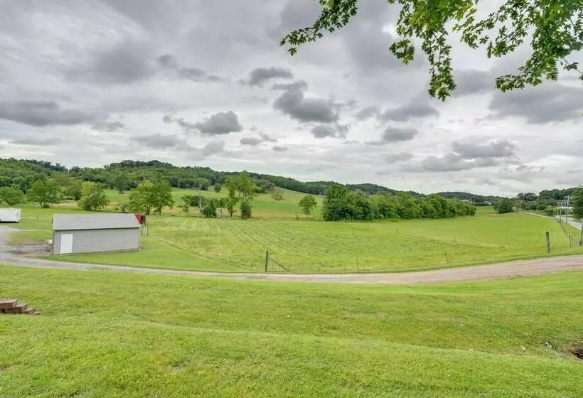 Countryside Hideaway In Greeneville W/ Fire Pit!