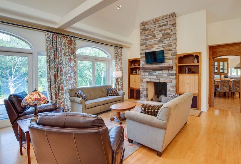 Cozy Fairfield Countryside Retreat With Patio!