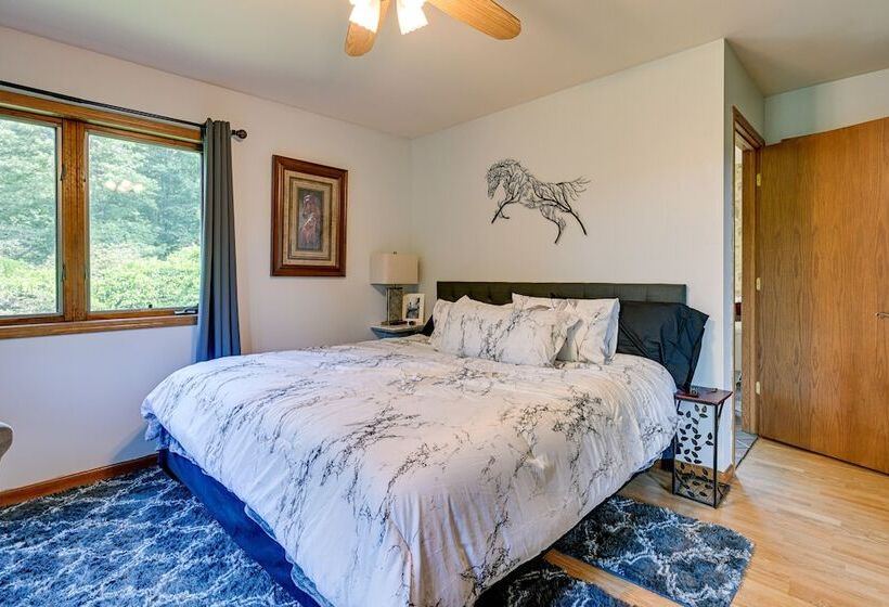 Cozy Wisconsin Retreat W/ Deck, Grill & Fire Pit!