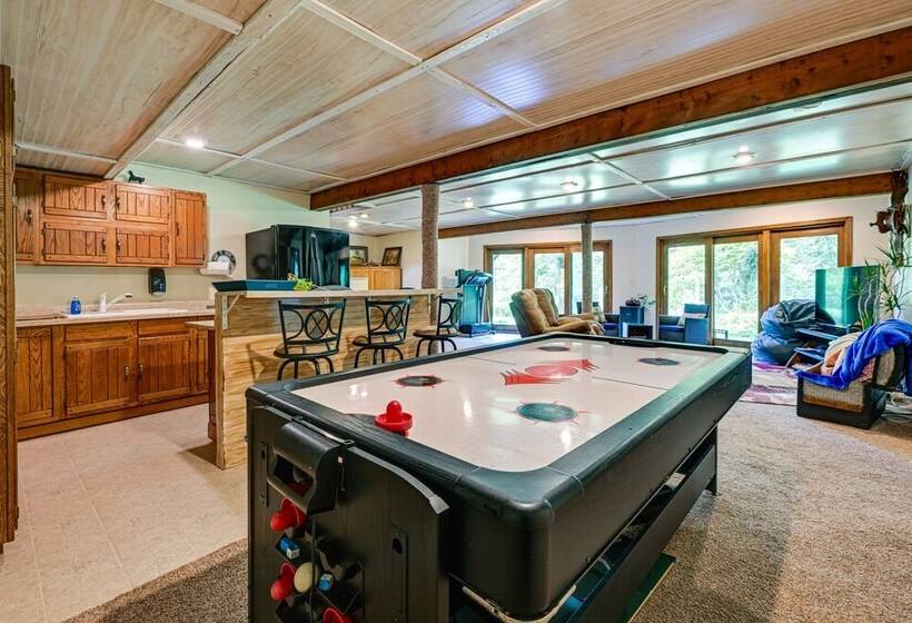 Cozy Wisconsin Retreat W/ Deck, Grill & Fire Pit!