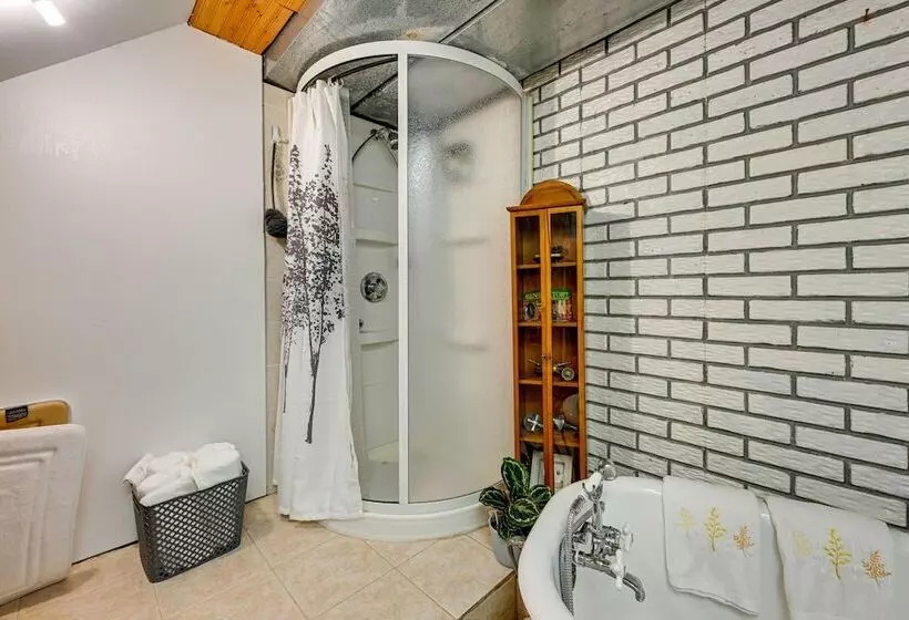 Cozy Wisconsin Retreat W/ Deck, Grill & Fire Pit!