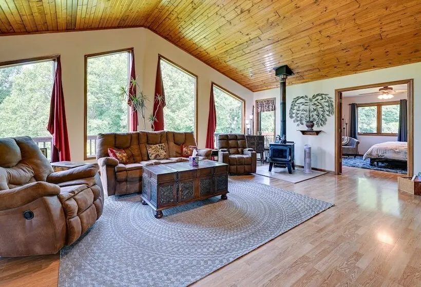 Cozy Wisconsin Retreat W/ Deck, Grill & Fire Pit!