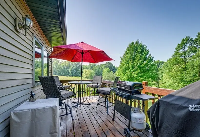 Cozy Wisconsin Retreat W/ Deck, Grill & Fire Pit!
