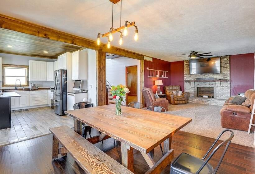 Family Friendly Seward Home W/ Sauna & Pool!