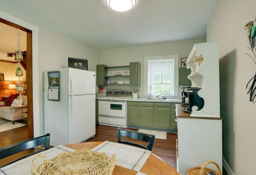 Historic Home On Farm, 15 Mi To Williamsport!