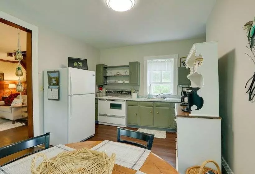 Historic Home On Farm, 15 Mi To Williamsport!