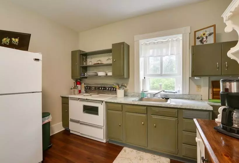 Historic Home On Farm, 15 Mi To Williamsport!