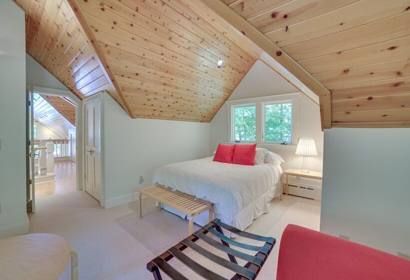 Lakefront Michigan Retreat W/ Private Dock