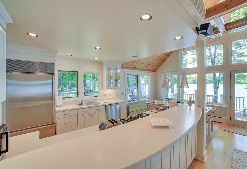 Lakefront Michigan Retreat W/ Private Dock