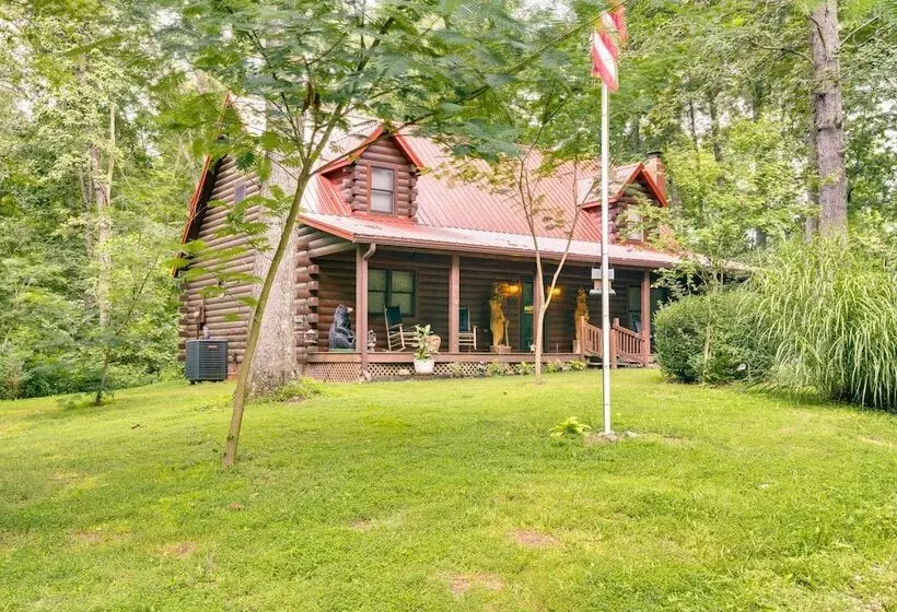 Orleans Retreat W/ Private Hot Tub & Fireplace!