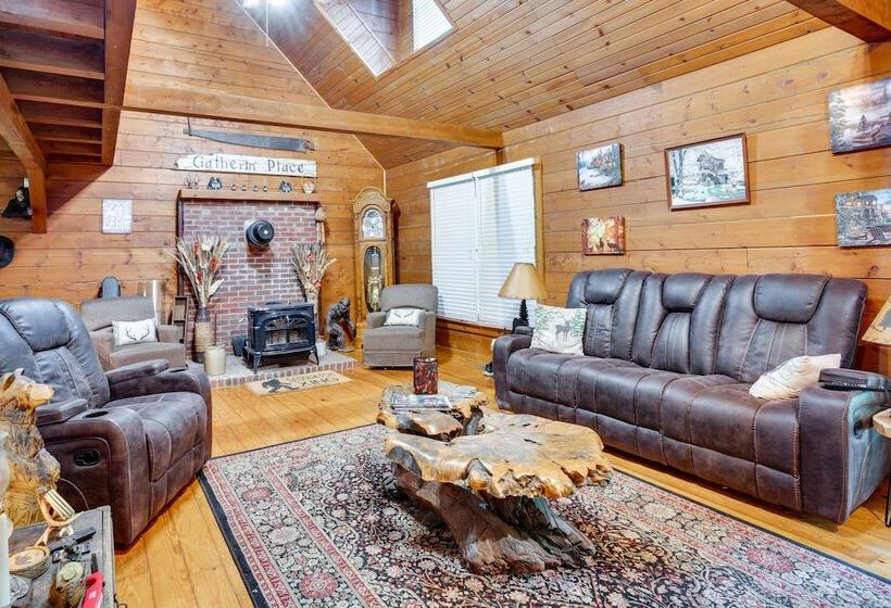 Orleans Retreat W/ Private Hot Tub & Fireplace!