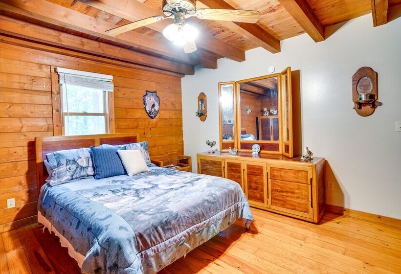 Orleans Retreat W/ Private Hot Tub & Fireplace!