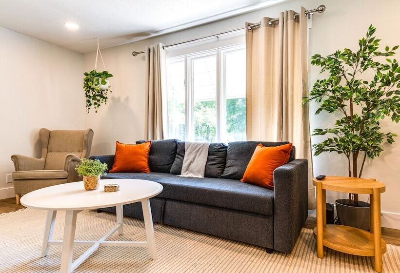 Pet Friendly Indiana Home W/ Porch, Near Downtown!