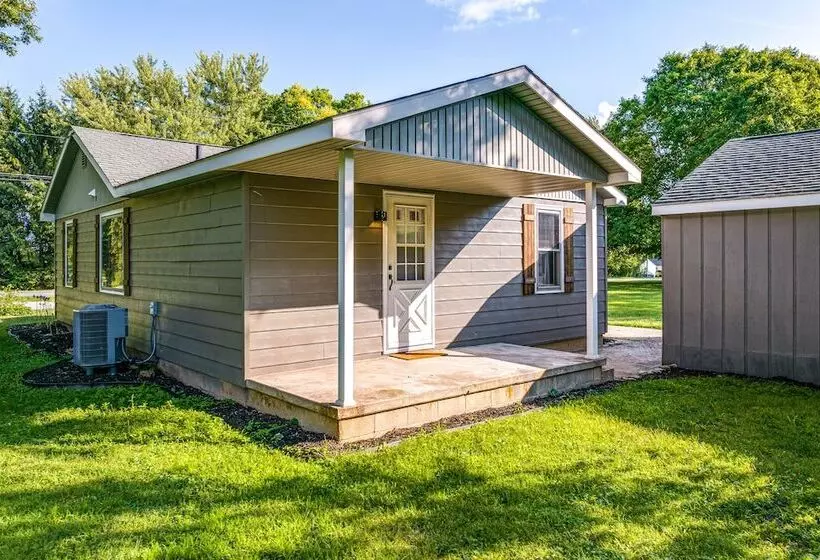 Pet Friendly Indiana Home W/ Porch, Near Downtown!