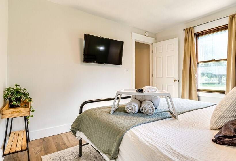 Pet Friendly Indiana Home W/ Porch, Near Downtown!