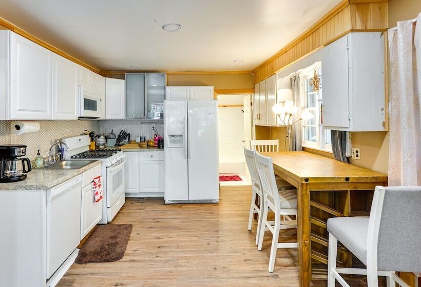 Private Catskill Mountains Vacation Getaway