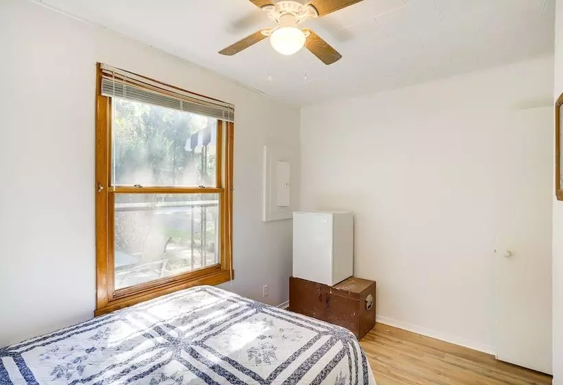 Quaint Grams Lake Cottage Duplex: Pets Welcome!