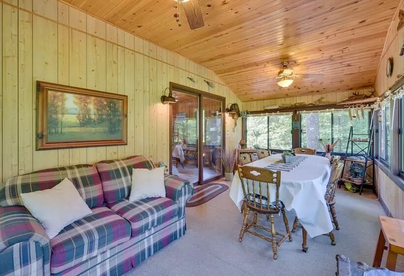 Grill & Fire Pit: Waterfront Cameron Retreat!