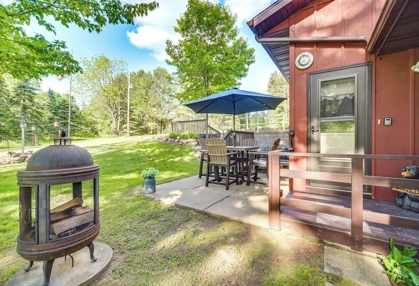 Grill & Fire Pit: Waterfront Cameron Retreat!