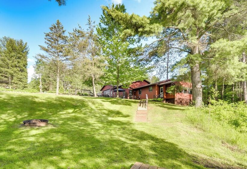 Grill & Fire Pit: Waterfront Cameron Retreat!