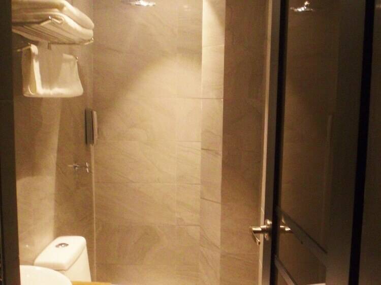 9 Square Hotel Subang Jaya