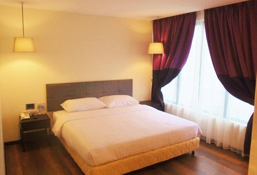9 Square Hotel Subang Jaya