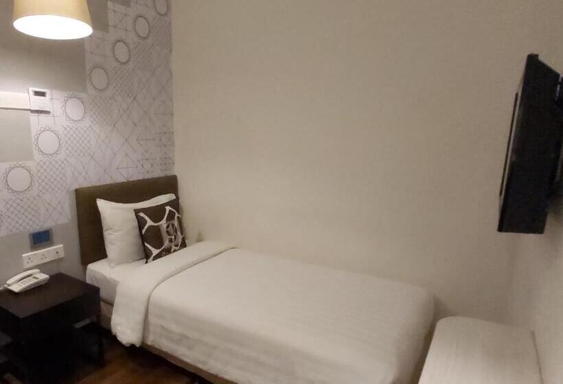 9 Square Hotel Subang Jaya