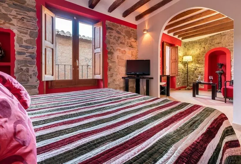 Hotel Cal Llop