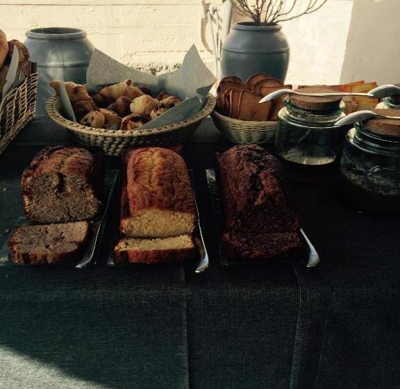 هتل Hôtel Villa Les Orangers