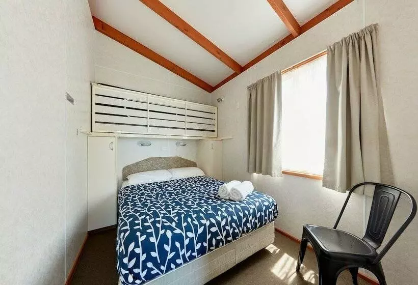 Hotelli Kennett River Family Caravan Park