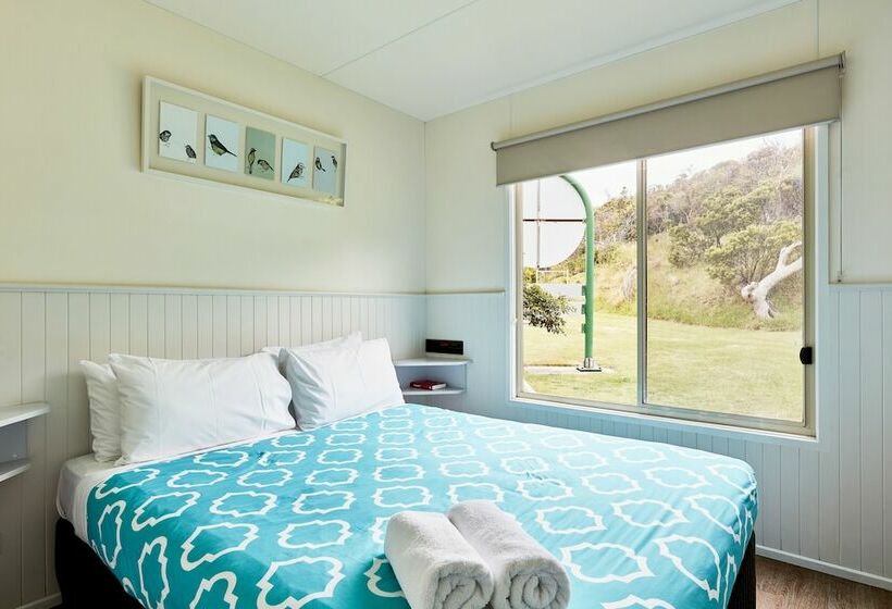 Отель Kennett River Family Caravan Park