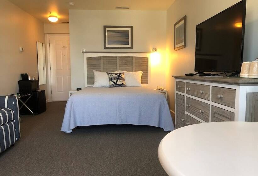 酒店 Knapps Narrows Marina & Inn