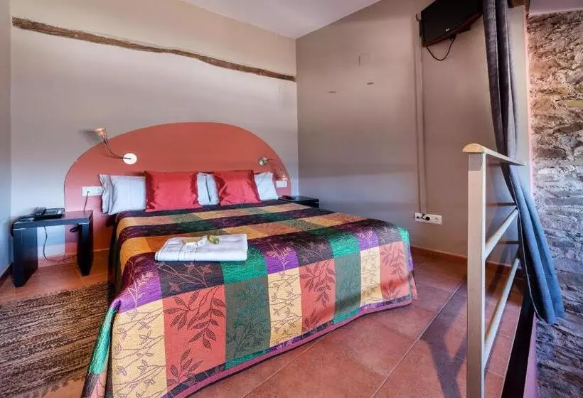 Hotel Cal Llop