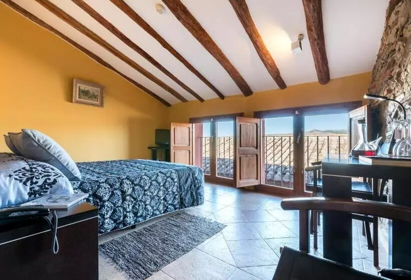 Hotel Cal Llop