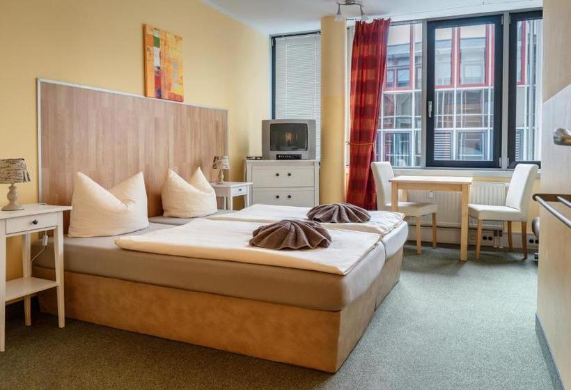 酒店 Pension Schlafgut